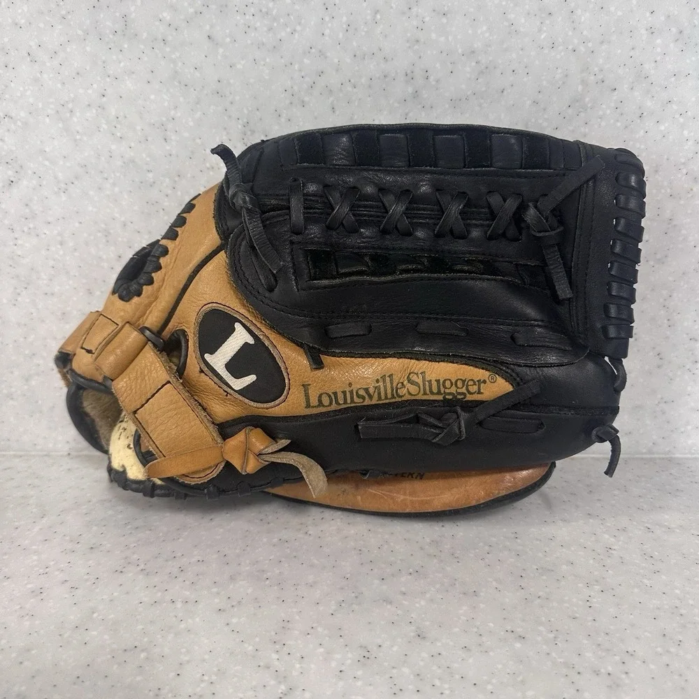 Louisville Slugger Baseball/Softball Glove Model LP1350 Player Series 13.5
